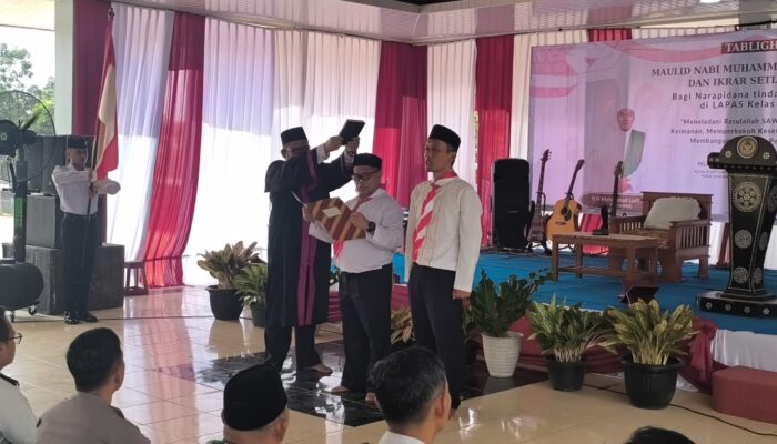 Dua Napi Kasus Terorisme Ikrar Setia kepada NKRI di Lapas Warungkiara Sukabumi