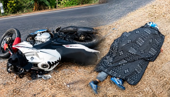 Motor Yamaha Vixion Tabrak Tronton Tangki di Jalan Kiara Dua–Simpenan, Satu Orang Meninggal