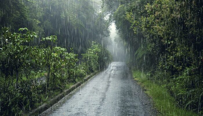 Cuaca Sukabumi Hari Ini: Hujan Berpotensi Turun hingga Malam, Waspada Petir dan Angin Kencang