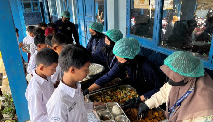Tingkatkan Kualitas Pelayanan MBG, SPPG Mangkalaya 1 Mulai Uji Coba Sistem Prasmanan