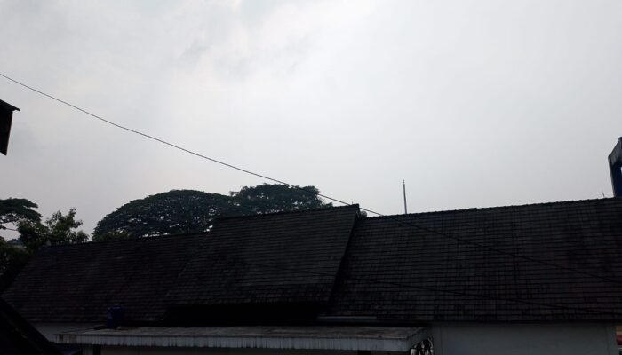 Prakiraan Cuaca Kota Sukabumi Senin 12 Oktober 2026, 7 Kecamatan Berpotensi Hujan Ringan