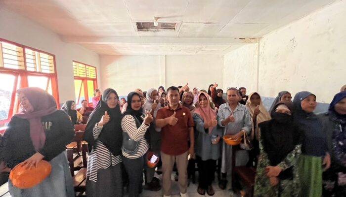 Yusuf Maulana Dukung Swadaya Warga Cisaul Pasir untuk Renovasi Musala dan Pembangunan Pos Ronda