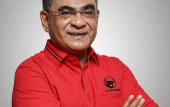 Foto Gibran Diturunkan Rojab, Elite PDIP Sebut Bentuk Keberanian Moral